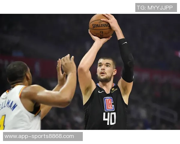 小里批评快船管理不善球员流失让人忧心字母和吹杨或不再加盟